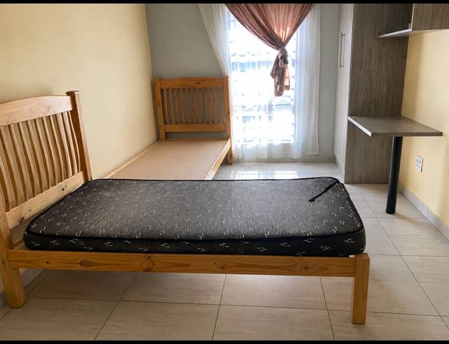 14 BEDROOM HOUSE FOR SALE IN BEDWORTH PARK